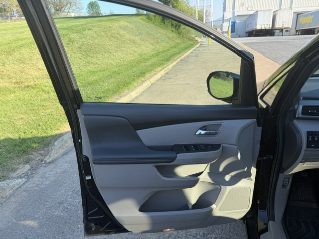2014 Honda Odyssey EX-L - Photo 9